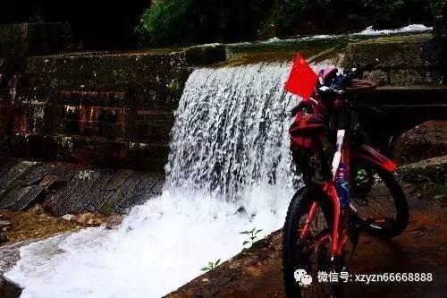 公司开月薪300元违法吗？实习生月薪如何确定？