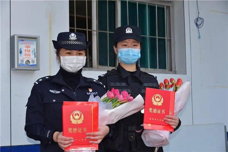 我是一个传统的女孩子，只想把自己的第一次留到新婚之夜，这个想法是不是很傻很幼稚？游戏画面