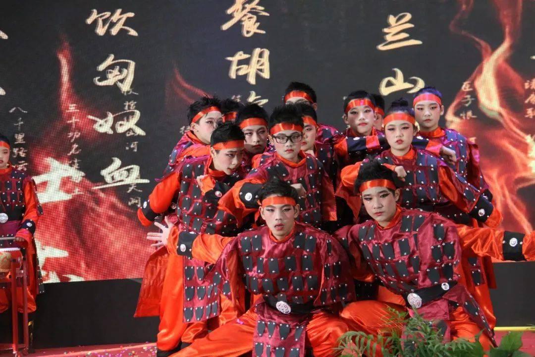 沙漠中寻宝