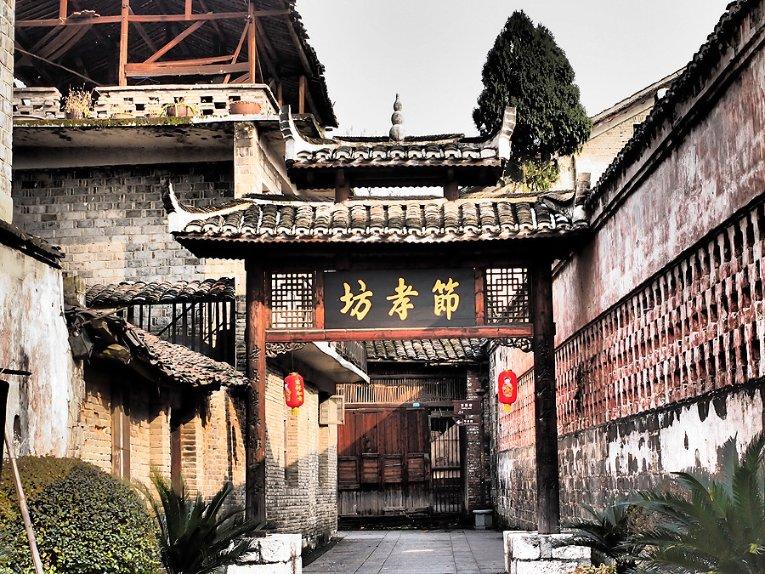 探索为什么有人觉得读书和学历不重要?——全面了解为什么有人觉得读书和学历不重要?的社区平台